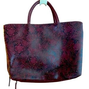 Bible or book purse. Unbranded.  Embossed. Extra compartments.